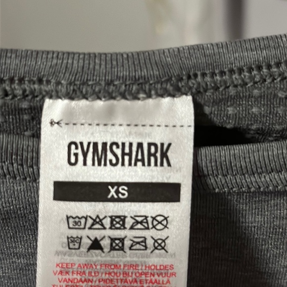 Gymshark long sleeve crop top - Picture 3 of 3